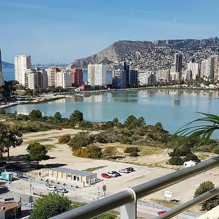 Edificio Turmalina 아파트 칼페